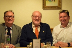 Roland Losert mit WSC Präsidenten Wolfgang Raml und Fechtsektionsleiter Hannes Hradez